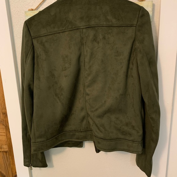 Women’s Faux Suede  Green Jacket - Picture 3 of 3